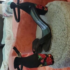 Kenneth Cole heels